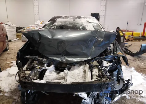 2016 Toyota Corolla S Plus z USA, uszkodzony, nr VIN 2T1BURHE6GC700770